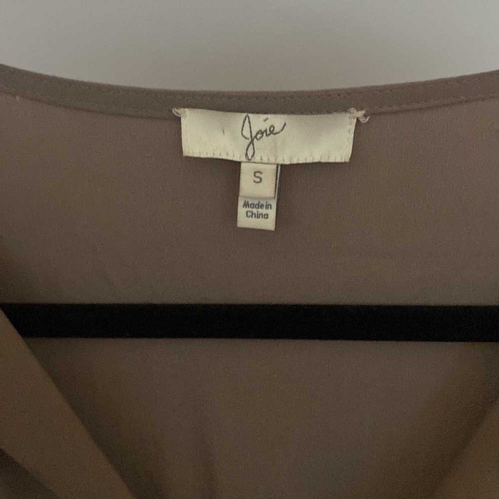 Joie Marlo Silk Split V-neck Pocket Blouse Long Sleeve Gray SZ S - Picture 4 of 7